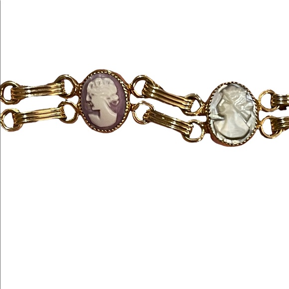 Vintage 12k Gold filled multi cameo texture link bracelet - Picture 3 of 9